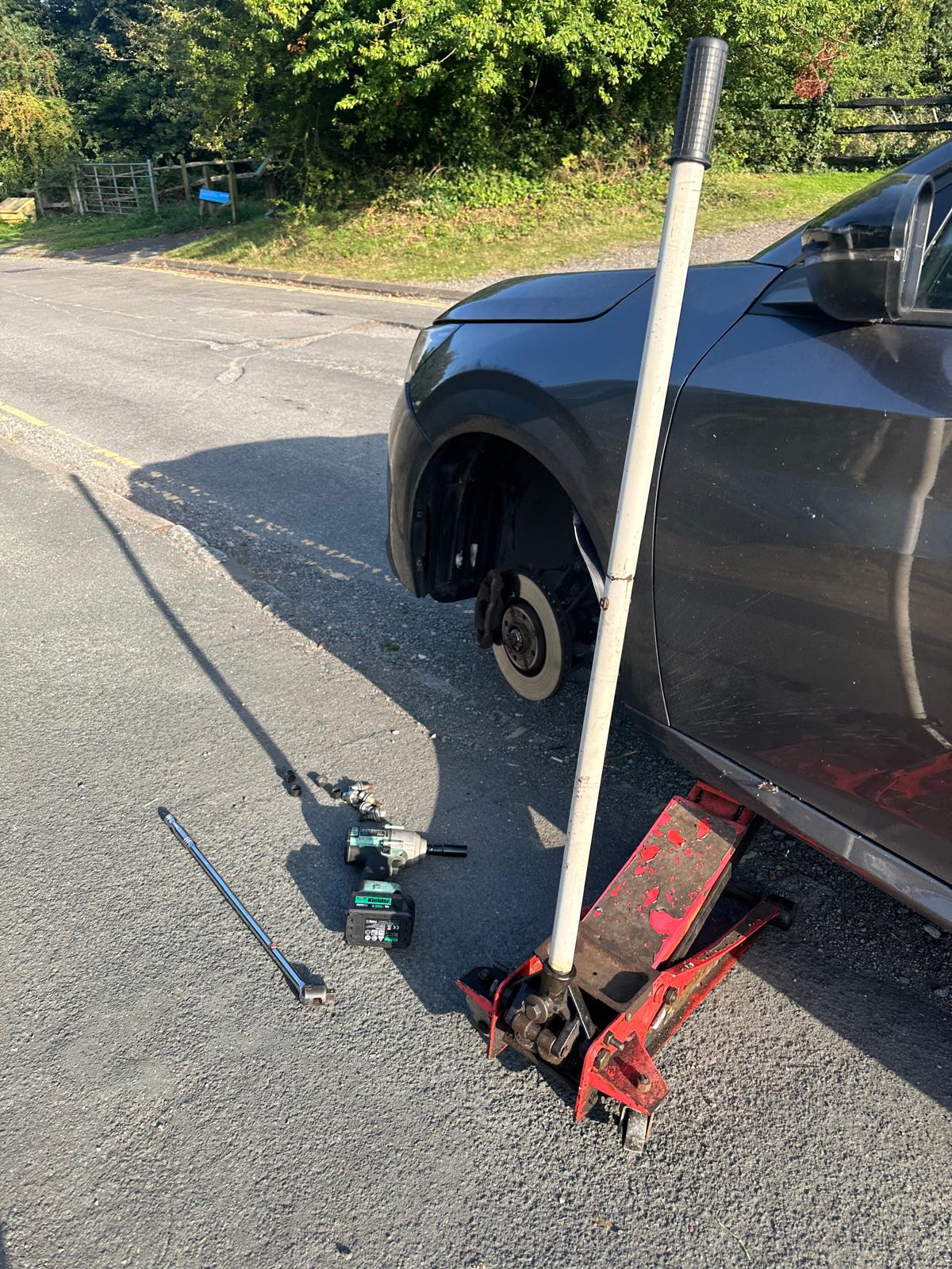 alpha tyres mobile fitting Horsham